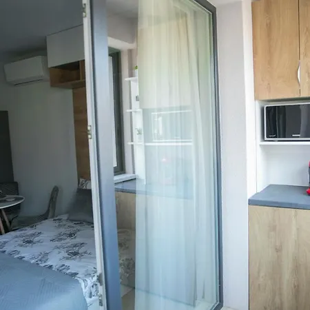 Flora Apartment, Free Parking, Self Chek-in Apartament Varna